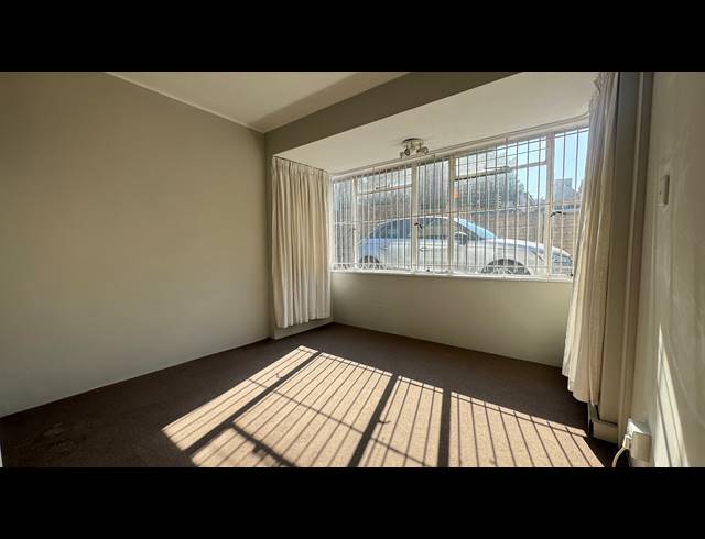 1 BEDROOM APARTMENT FOR SALE IN GLENWOOD